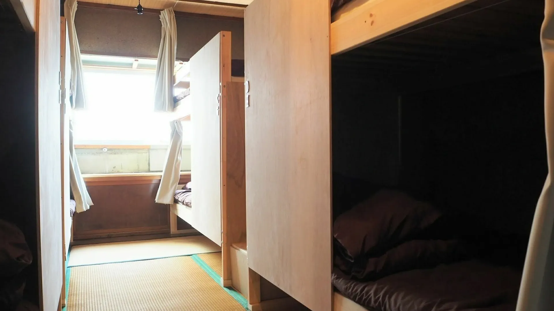 Osaka Hostel Kai Guest house
